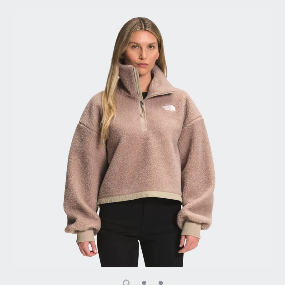 The North Face Women's Platte Sherpa 1/4 Zip Pullover (NWOT)
